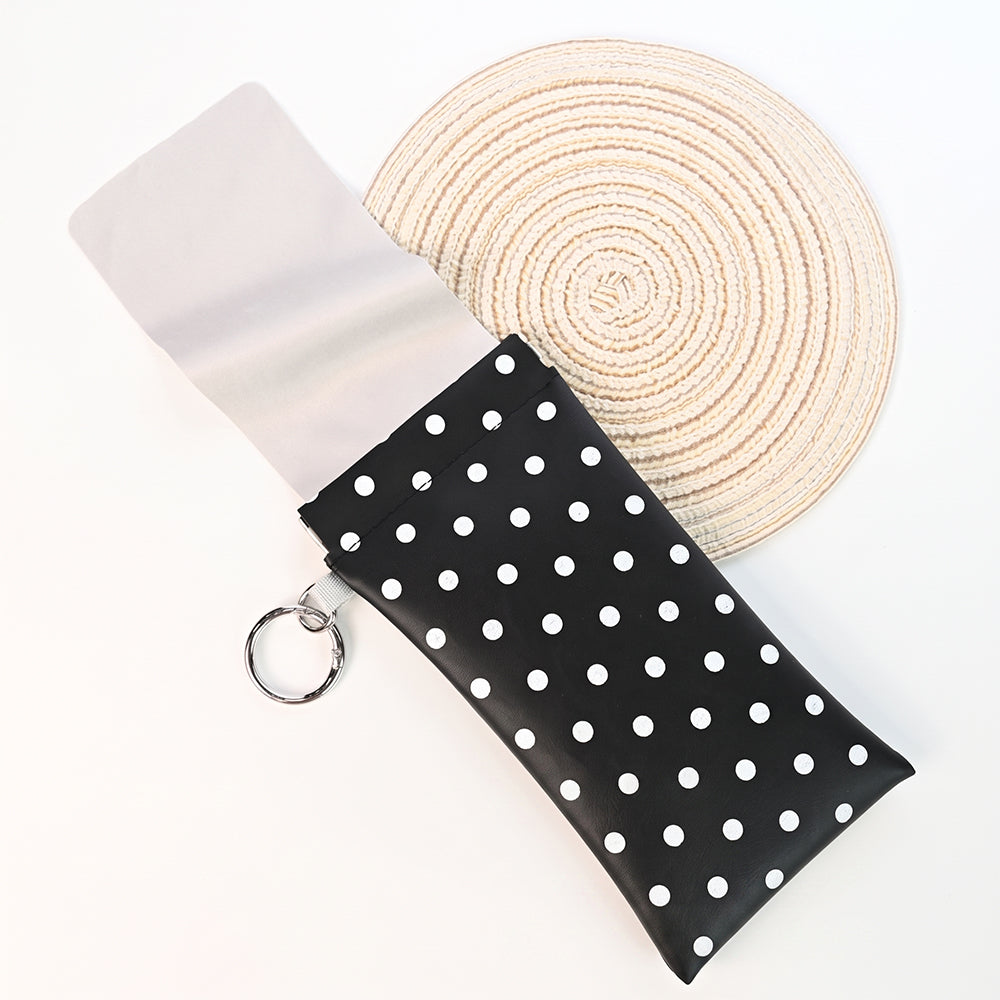 TYIIPLUS™ Minimalist PU Leather Eyeglasses Pouch – Portable Sunglasses Case with Built-In Cleaning Cloth & Key Ring