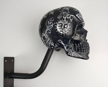 TYIIPLUS™ Skull Motorcycle Helmet Holder – Punk Skull Wall Mount Rack for Helmets, Jackets & Garage Decor