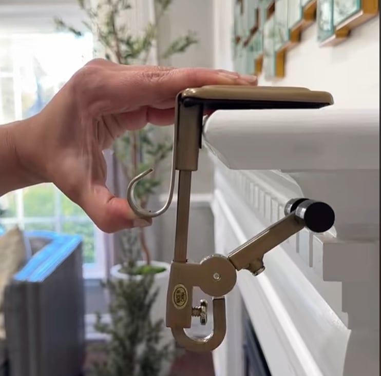 2-in-1 Garland and Fireplace Stocking Hanger