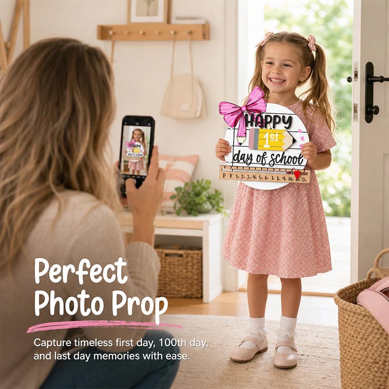 📚Interchangeable Wooden Back-to-School Sign – First, 100th & Last Day Milestone Photo Prop for Pre-K, Kindergarten, Elementary & K-12 Kids, Cute Pink Bow Classroom Decor & Gift🎀🎁